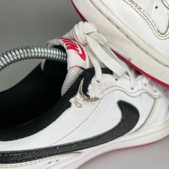 Nike Girls Size 5.5 Grade School Court Borough Low 2 - Picture 8 of 11